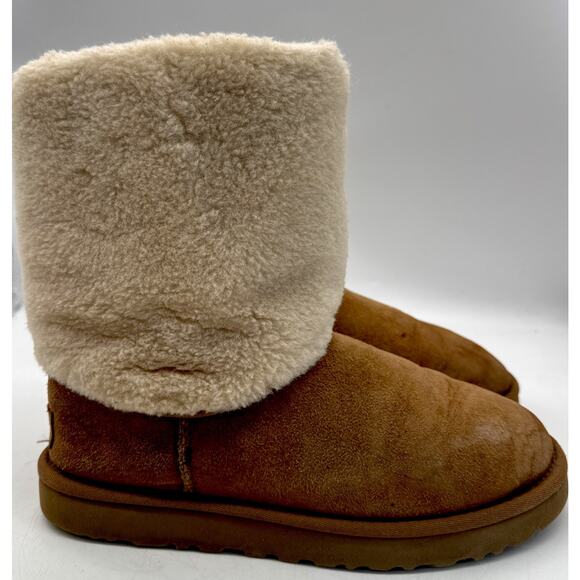 UGG Women's Classic Short Cuff II Chestnut Suede Sheepskin Lined Boots - Size‎ 8 - Picture 1 of 6